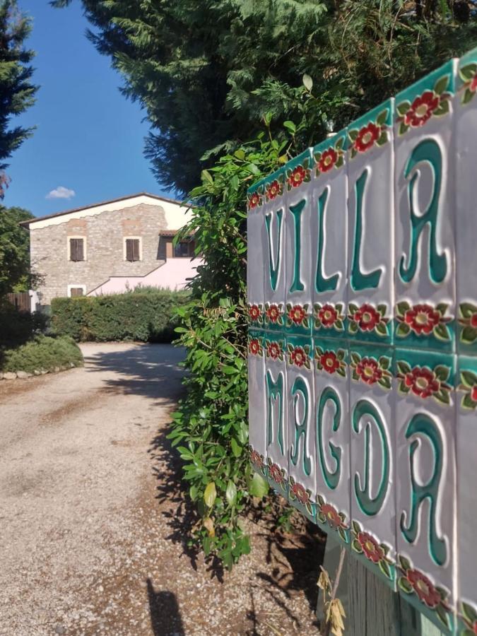 Villa Magda Todi Bagian luar foto