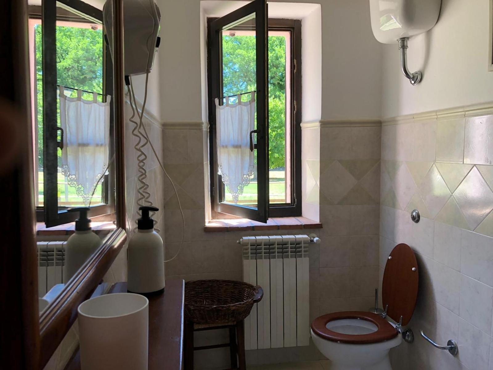 Villa Magda Todi Bagian luar foto